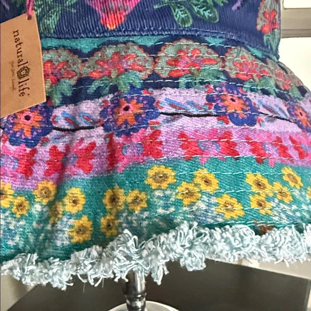 NATURAL LIFE Vibrant Floral Bucket Hat NWT - Picture 3 of 6